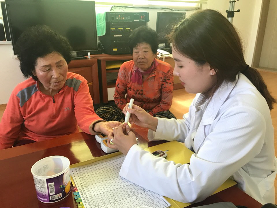 꾸미기_(27일) 서천군보건소, 어르신 대상 폭염대비 방문건강관리 실시 (1)