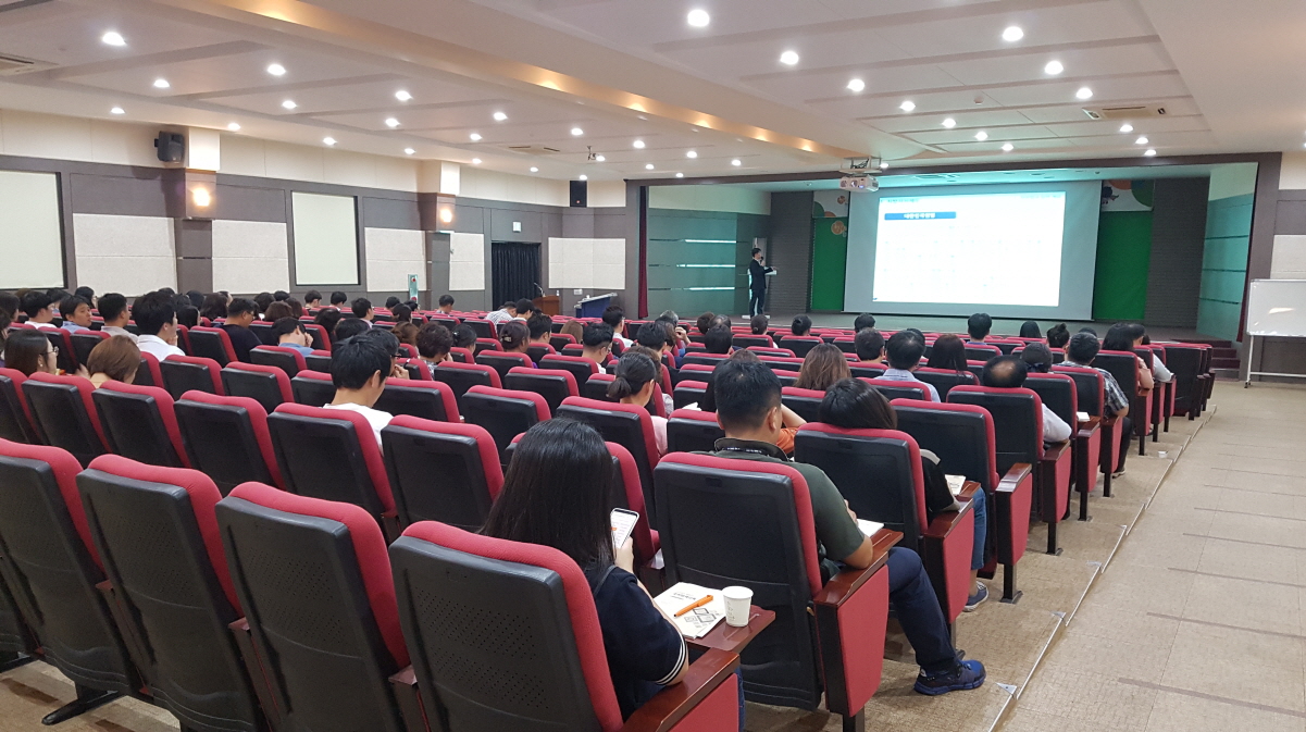 사진(14일) 서천군, 2018년 공직자 법제교육 실시