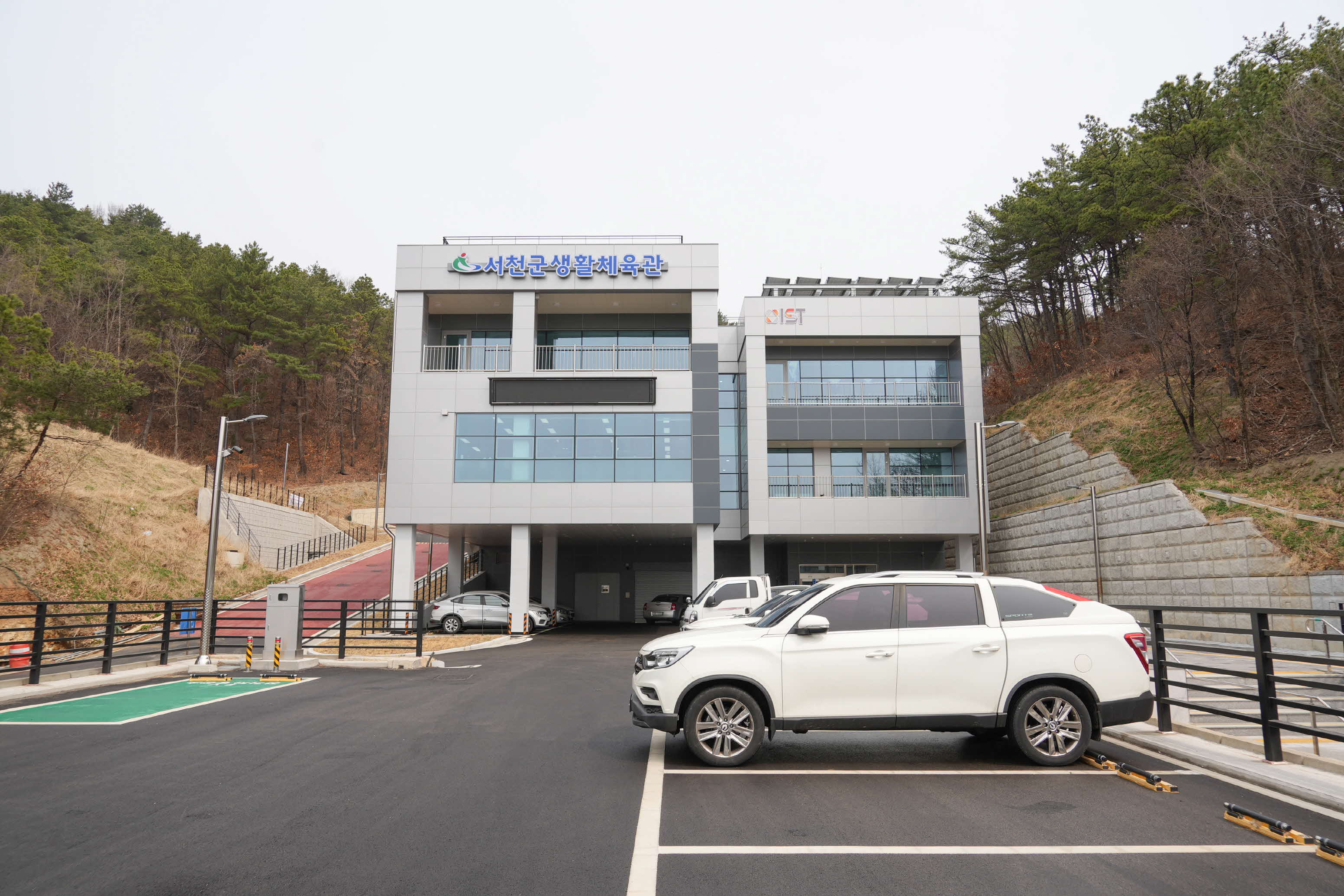 1. 서천읍에 수영장이 생겼다! 서천생활체육관, 세대 아우르는 건강 놀이터1