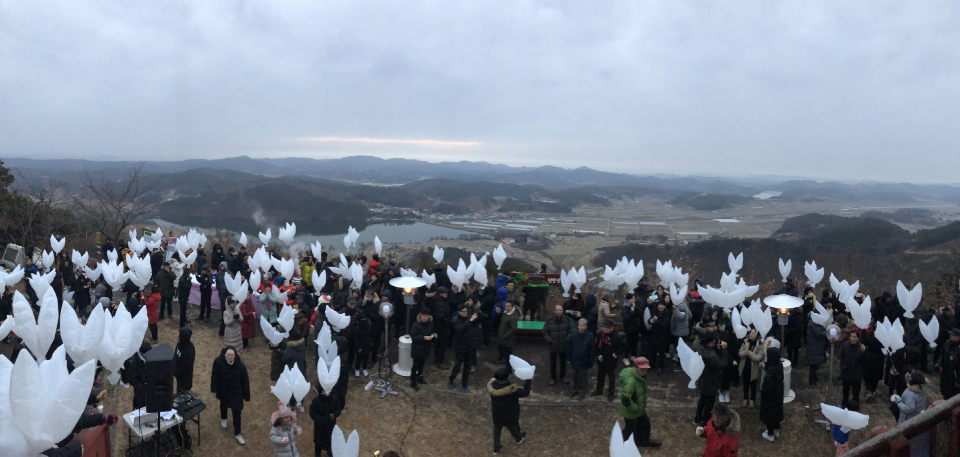 문산면, 제12회 천방산 해돋이 행사 ‘인산인해’