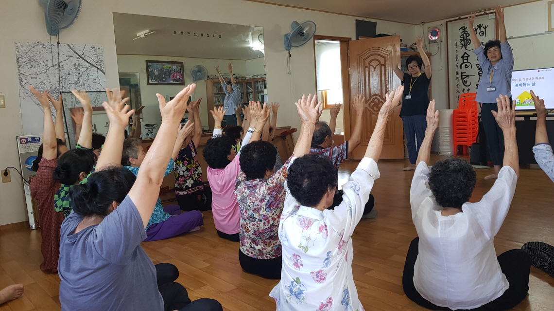 비인면, 장포앞바다 마을회관 ‘들썩들썩! ’