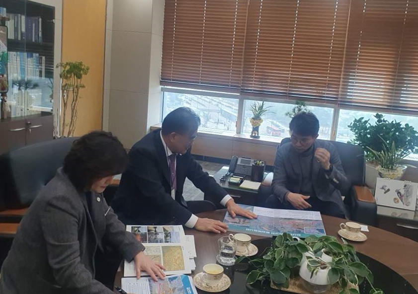 김기웅 서천군수, 정부 부처 방문해 지역 현안 건의