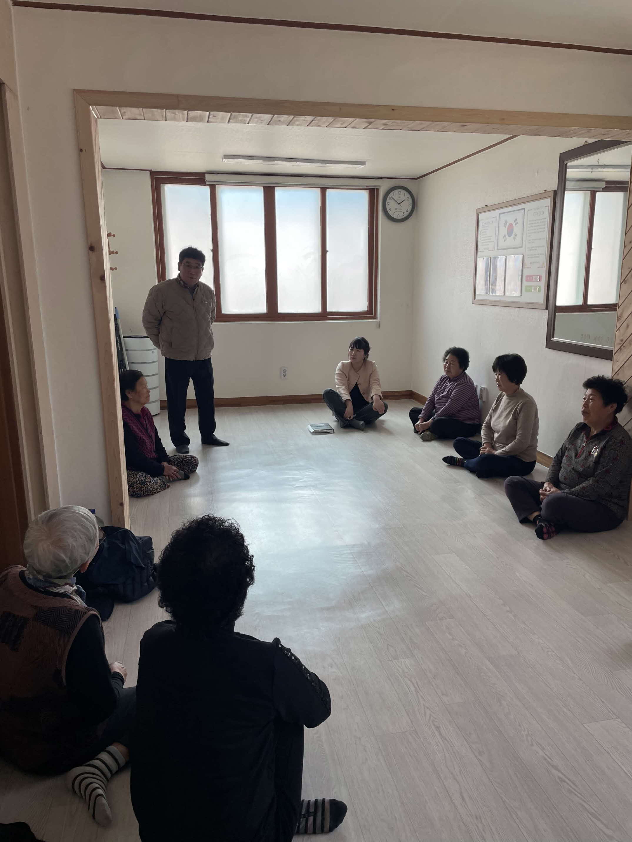 조대현 문산면장, 경로당 방문해 어르신들과 소통
